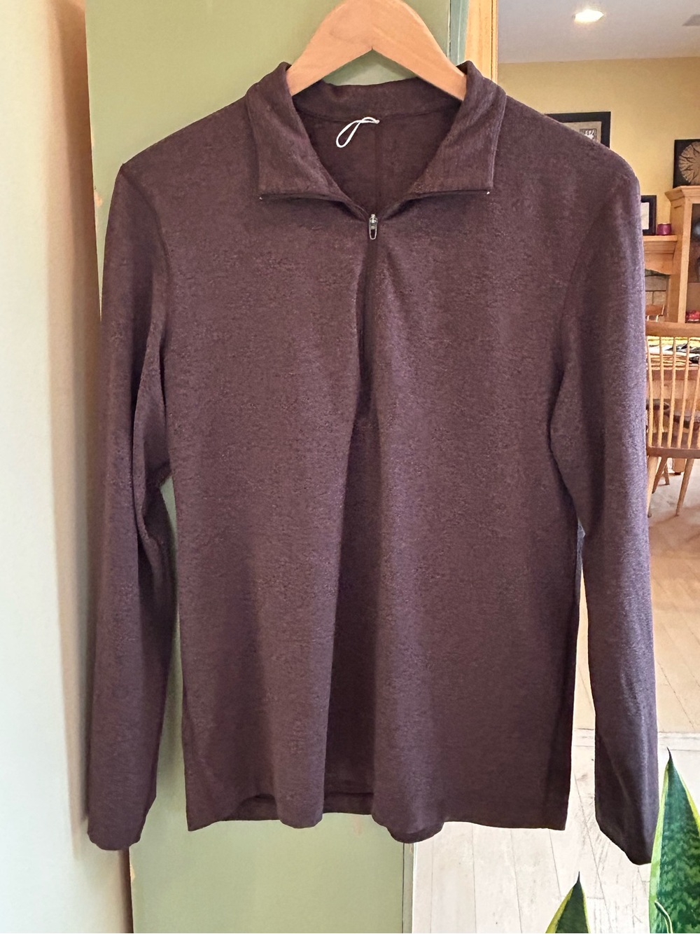 Lululemon Men’s 1/4 Zip Performance Long Sleeve Pullover Shirt Brown Size Medium
